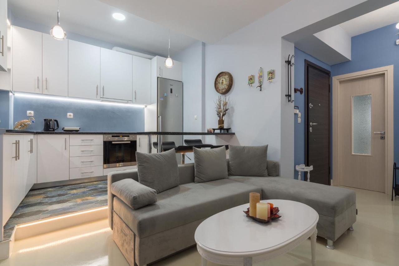 Wonderful Renovated Apartment With Private Patio Athènes Extérieur photo