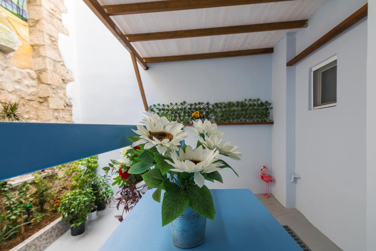 Wonderful Renovated Apartment With Private Patio Athènes Extérieur photo